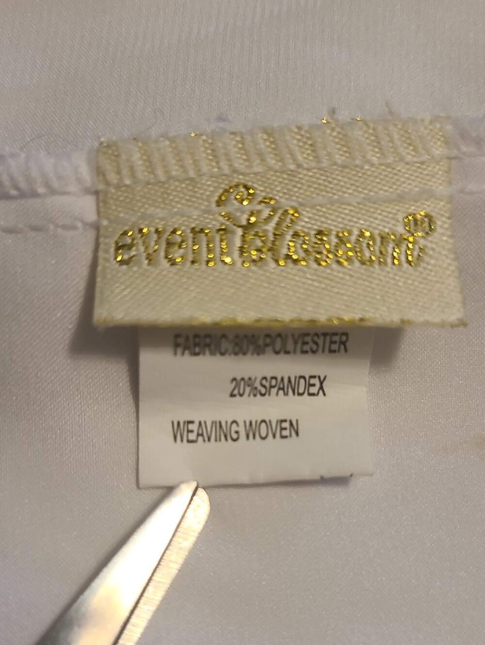 Elegant White Bridal Robe Large / XL - Picture 9 of 10